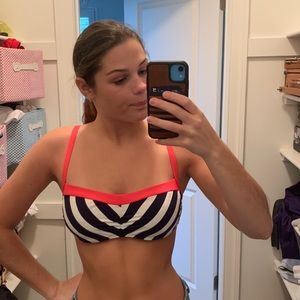 South moon under bikini top